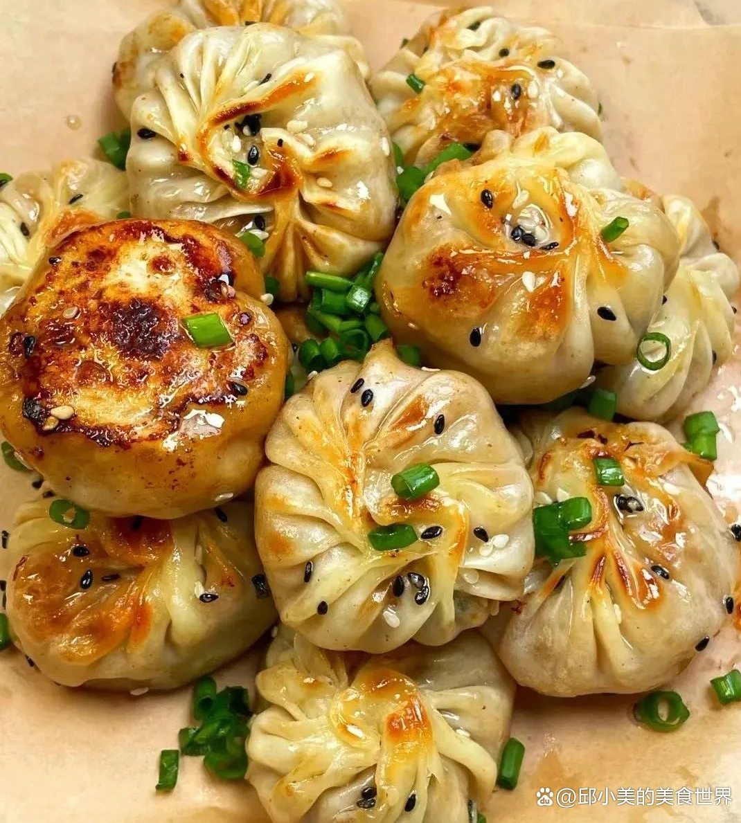 上海生煎包 底脆皮薄 小杨生煎 爱上海早餐